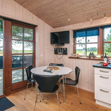 Seaside Escape In Ho Bay - By Traum Feriehus *